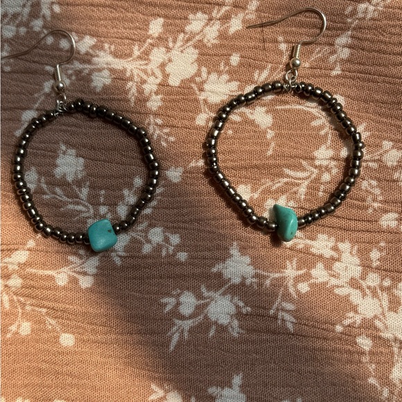 Montana rock hoop earrings - Picture 1 of 3